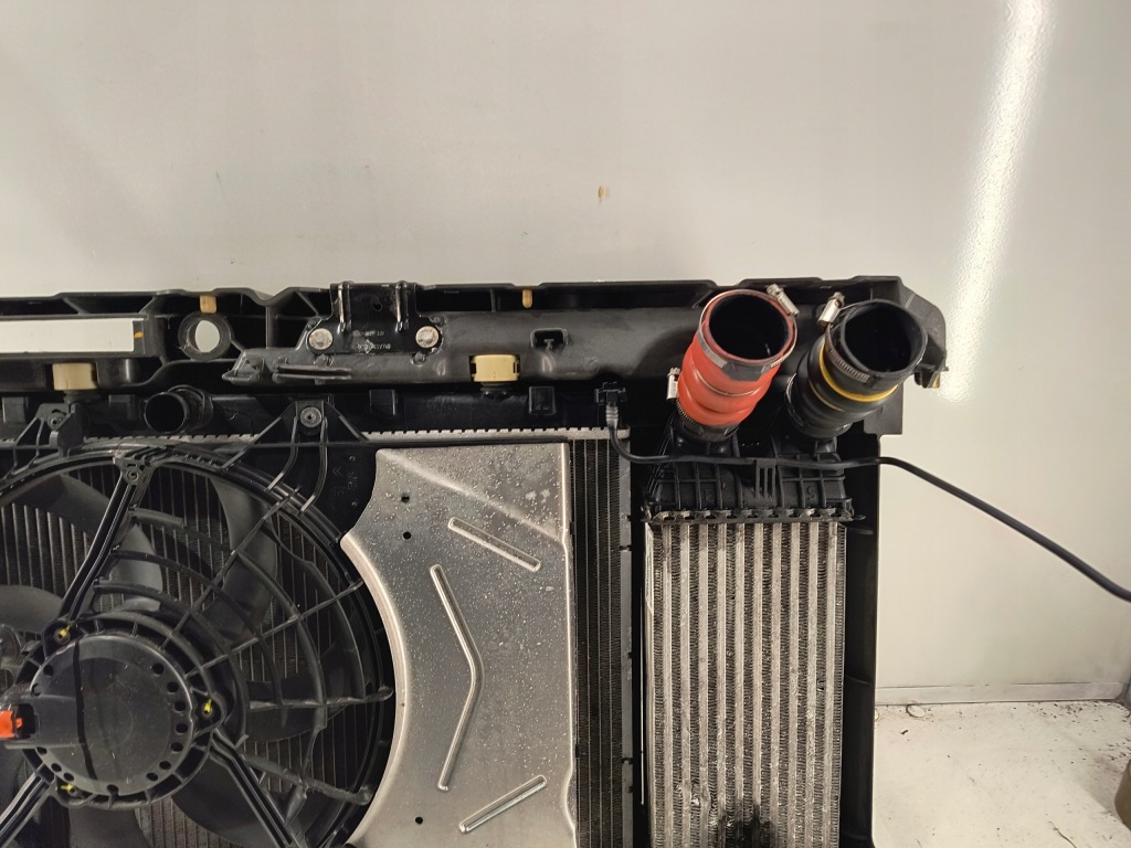 Peugeot 208 i 1.5 blue hdi ремінь передній kompletny кондиціонера інтеркулер Доставка