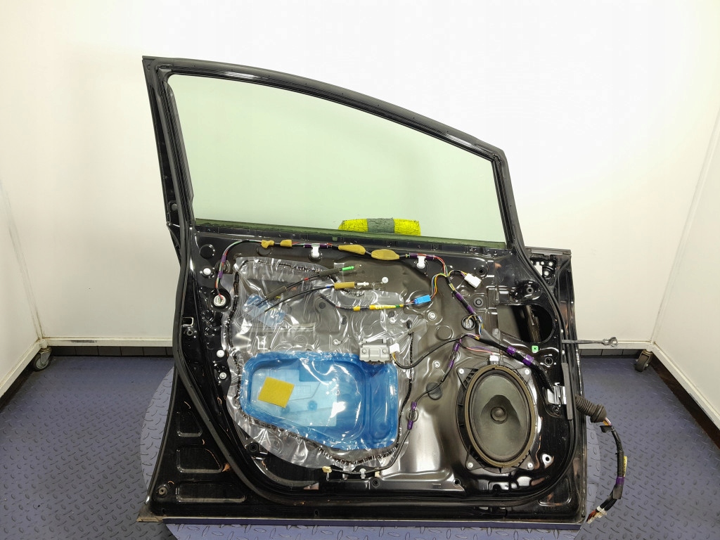 фото №12, Toyota prius iii 09- двері перед передні ліва 202