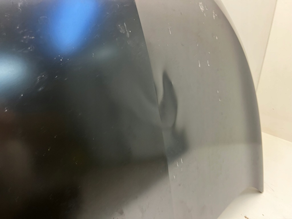 Renault megane 3 капот кришка двигуна оригінал 08-12 Зі Шроту