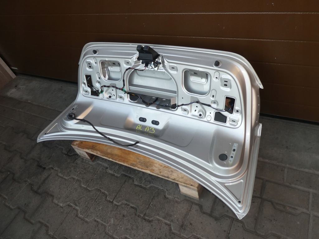 фото №11, Кришка багажника багажника задня vw jetta vi sedan