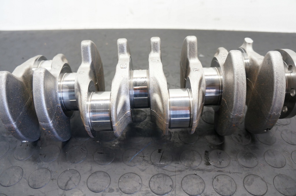 Wał коленчатый renault trafic 3 qashqai vivaro b 1,6 dci 5599r новый r9m Цена