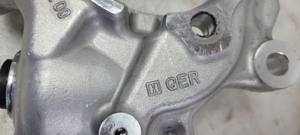 фото №12, Поворотный кулак ступица задняя правая mercedes c-klasa v w206