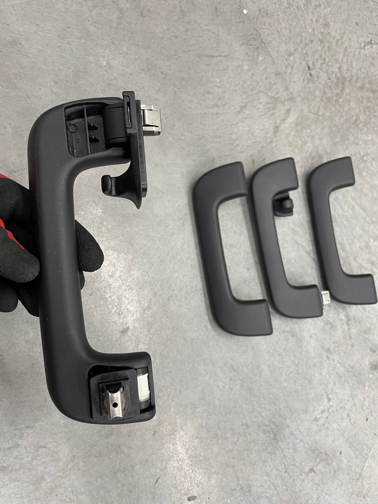 фото №8, Ручка кронштейн потолочный q5 80a s-line оригинал