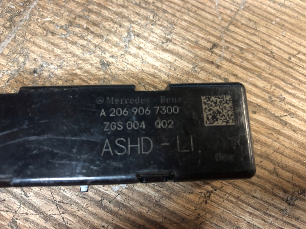 фото №7, Mercedes w206 лампа кабины 2069067300