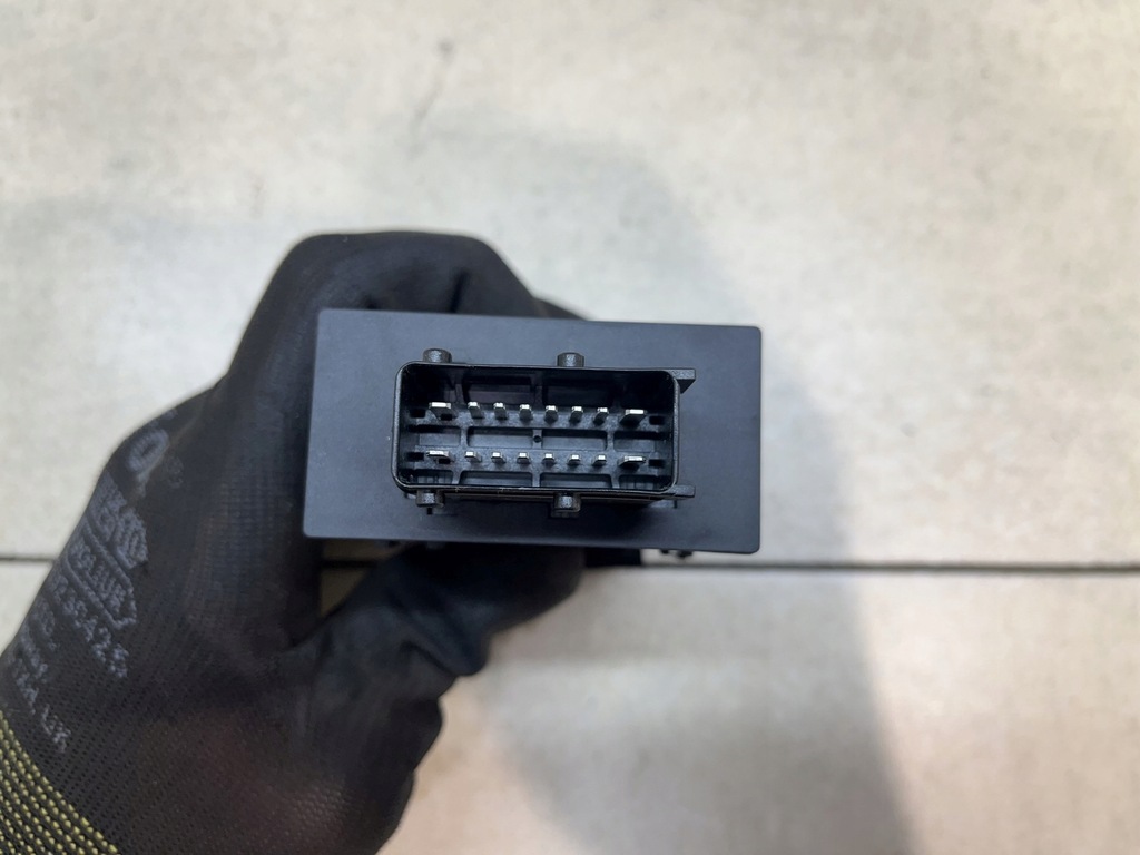 фото №4, Модуль замка центрального peugeot 1007 1.4 16v 1400047280