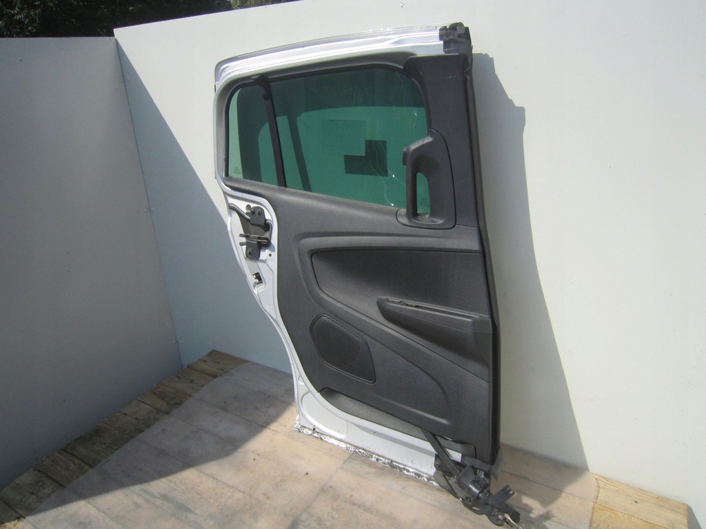 фото №7, Ford b-max двері лівий задня