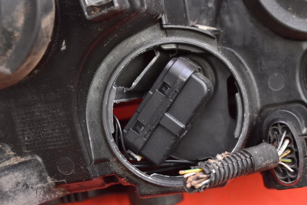 фото №9, Фара лівий лампа перед uk skoda rapid 1 i 12-19