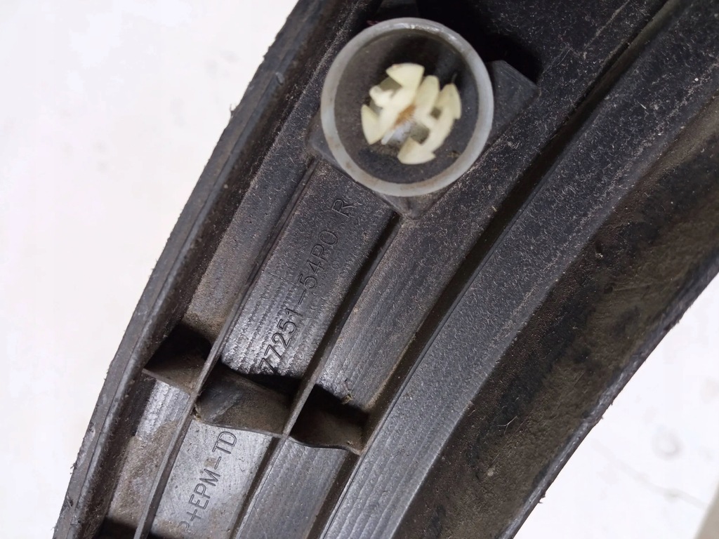 фото №9, Suzuki vitara iii молдинг крила правий задня розширювач арки