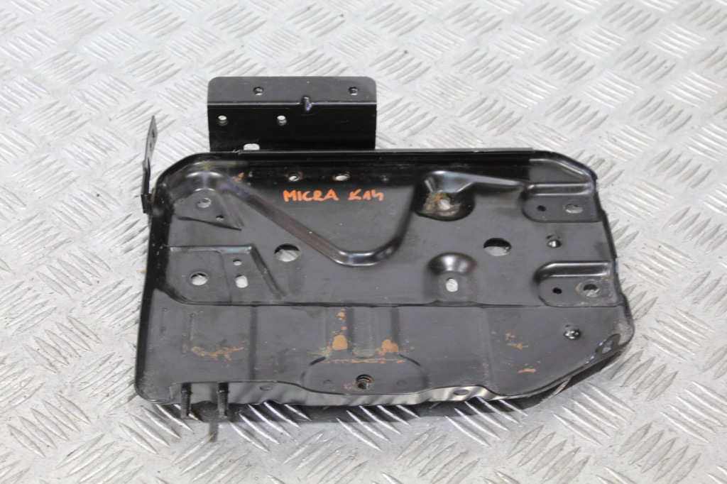 фото №1, Основа акумулятор nissan micra v 5 k14