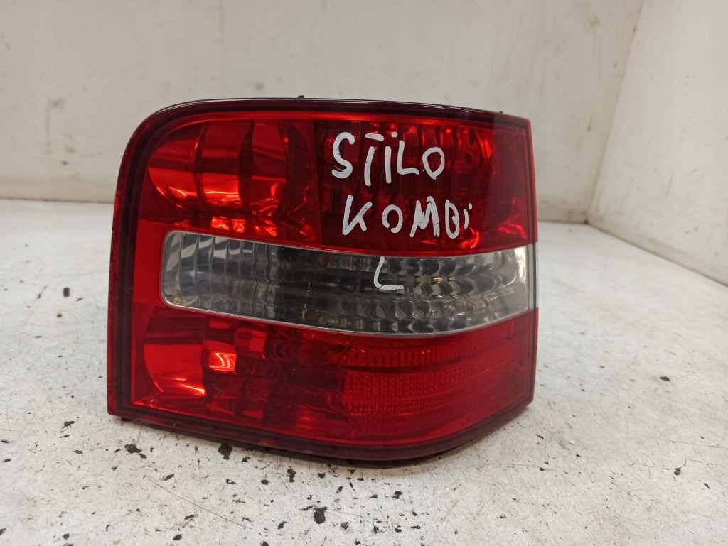 фото №1, Fiat stilo kombi лампа лівий задня 28190102