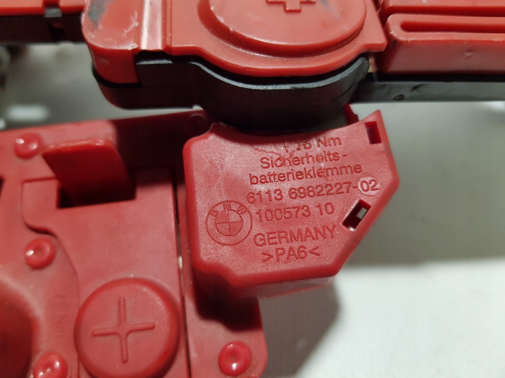 Распределитель тока модуль клемма плюсовая 6982227 bmw e90 e91 e87 e92 e84 e88 с Разборки