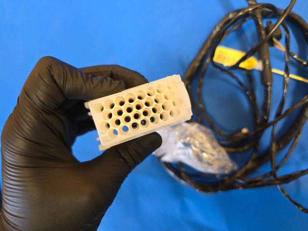 фото №6, Електропроводка бампера задня pdc bmw 1 e81 e87 9186278 nowa