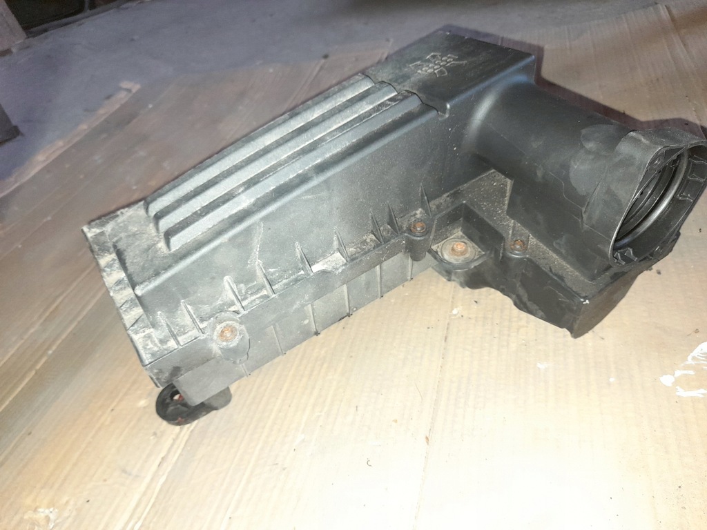 фото №5, Skoda octavia ii 1.9 корпус фильтра 3c0129607ad