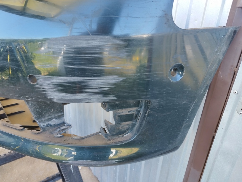 Бампер перед 6x датчик pdc audi a3 8p lift 2008-2012 колір lz6e Ціна