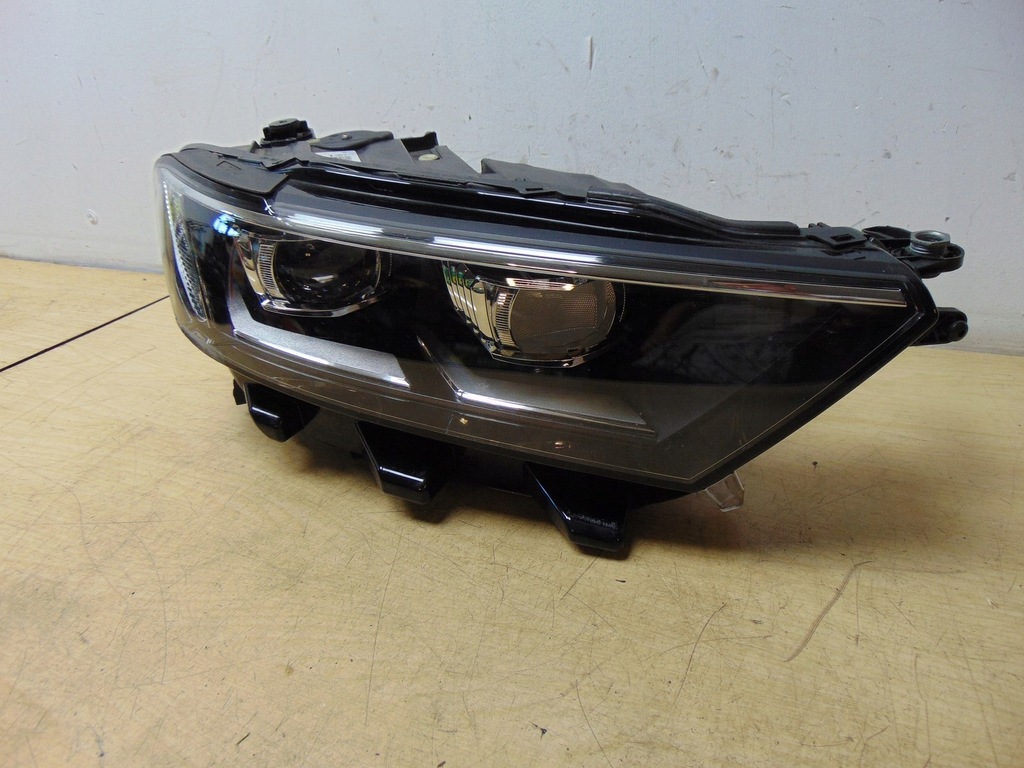 фото №5, Лампа правая перед full led vw t-roc europa