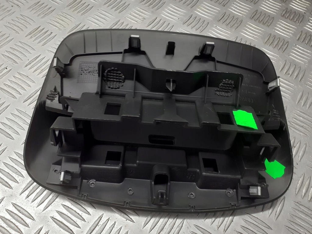 фото №3, Рамка дисплея renault megane iii 1004595