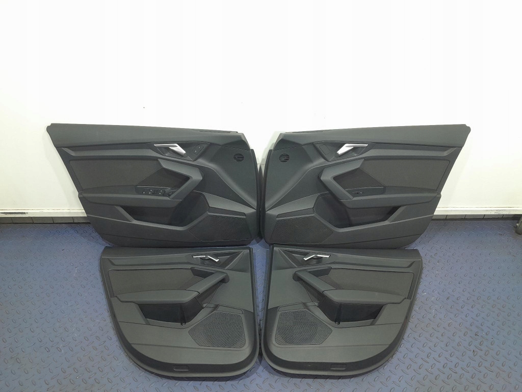 Audi a3 8y hb 5d сидіння заднє сидіння сидіння оббивка обшивки двері комплект eu Київ