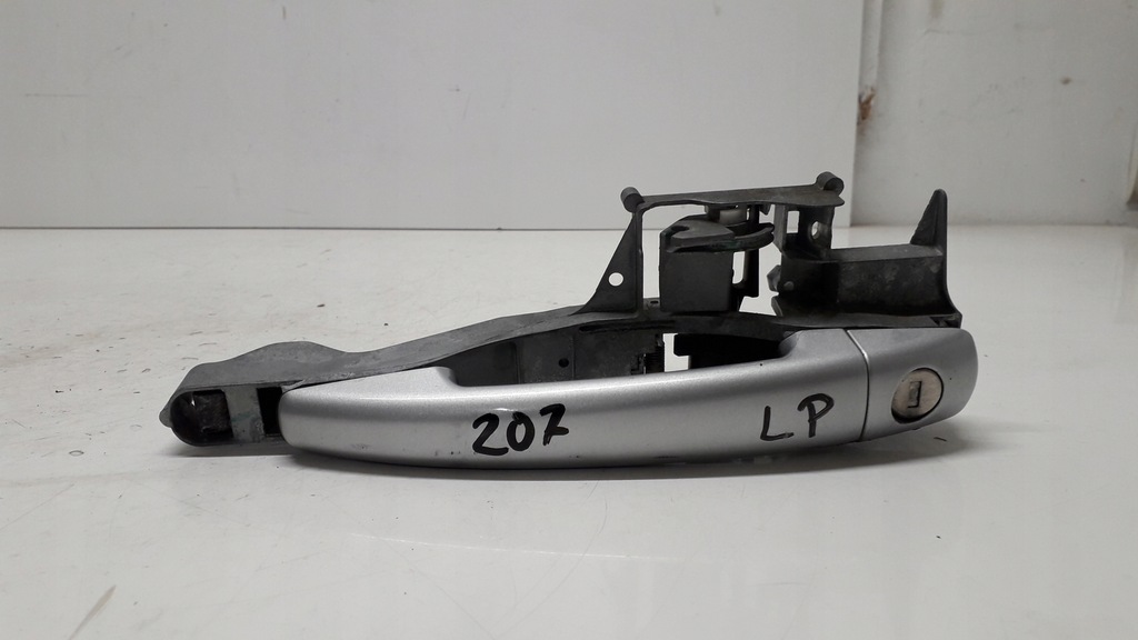 фото №1, Peugeot 207 06- ручка левый перед e2rc