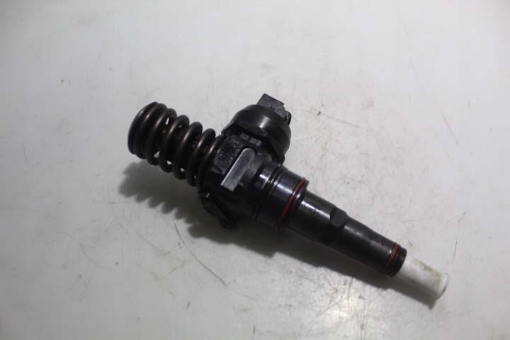 фото №1, Насос-форсунки насос-форсунка audi a4 b6 1.9tdi