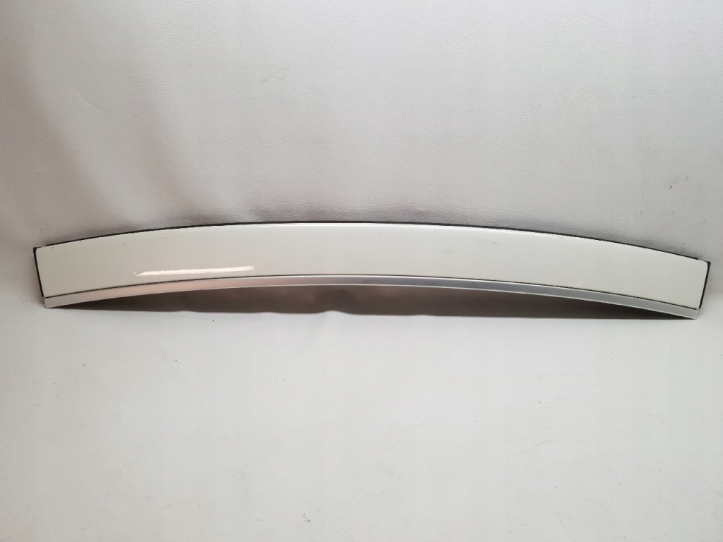 фото №4, Mercedes w205 ветрозащитный экран windshot спойлер a2057700900