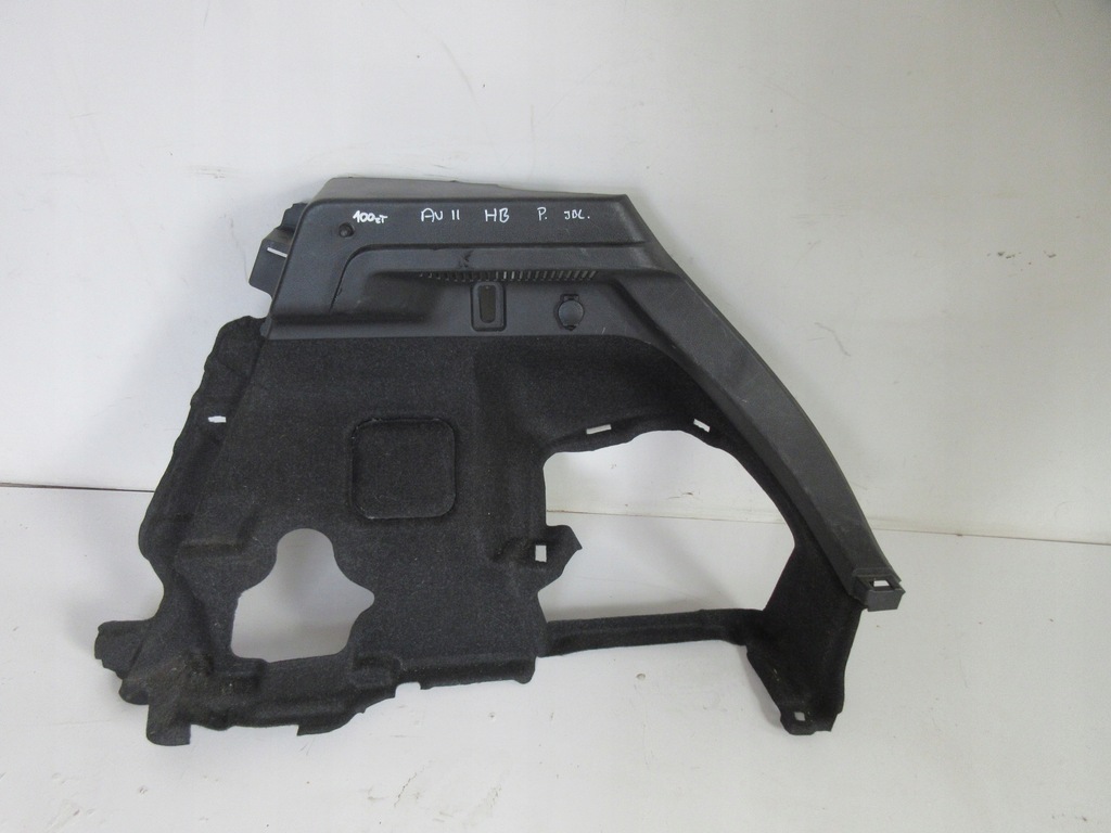 фото №1, Auris ii гібрид hatchb обшивка багажника правий jbl