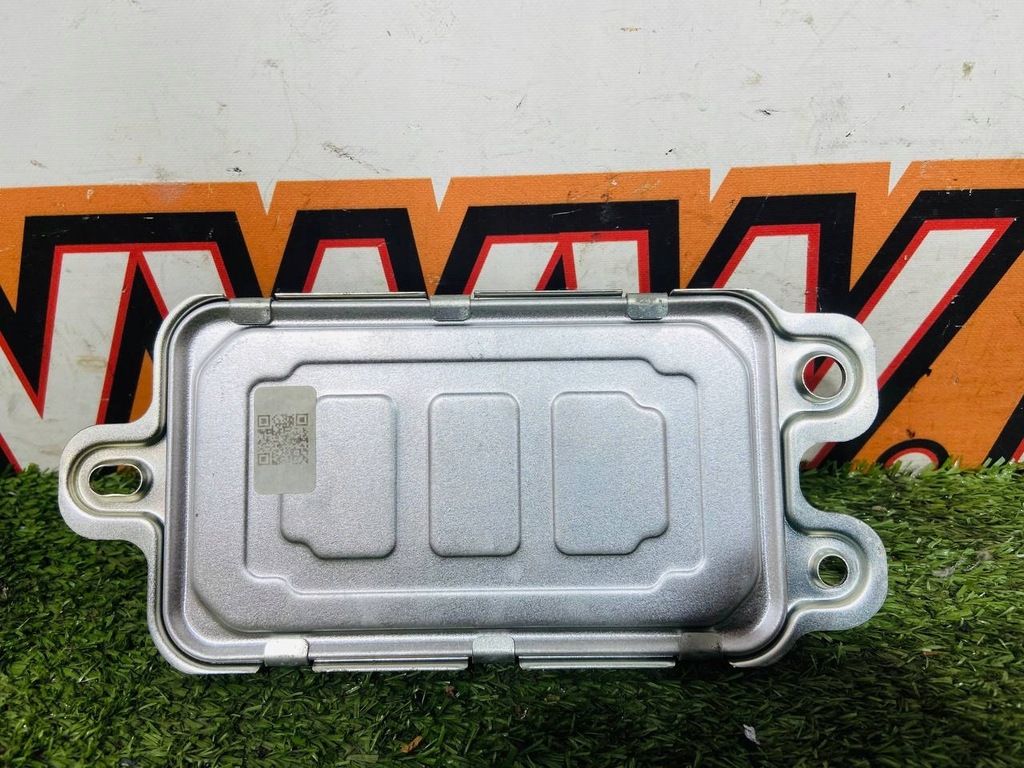 фото №1, Преобразователь напряжения jaguar f-pace x761 gx73-14b526-ac