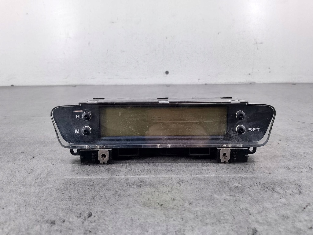 фото №1, Дисплей радио mitsubishi colt vi 8750a123