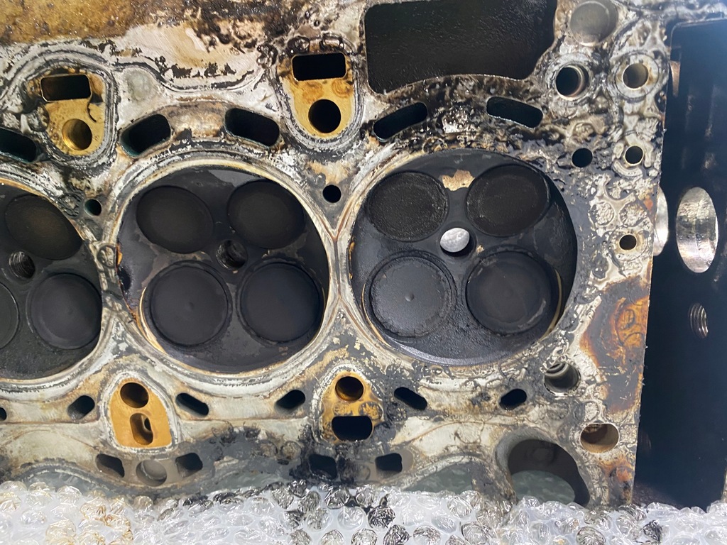 фото №9, Bmw e46 1.8b головка 75054229