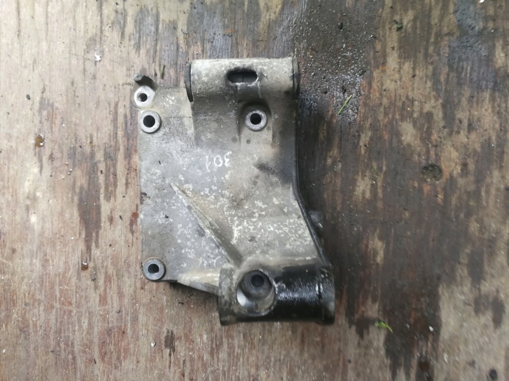 Купить Основание генератора m40 bmw e30