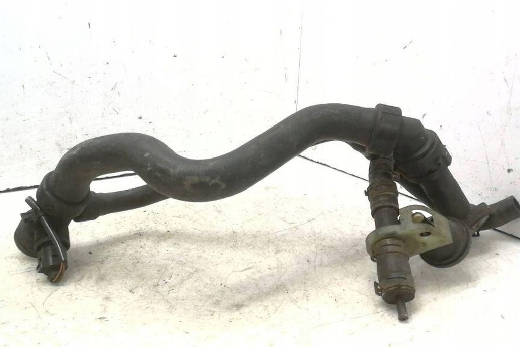 фото №7, Труба охолодження vw passat b5 3b3 038121121b 1.9l дизель 96kw 2002