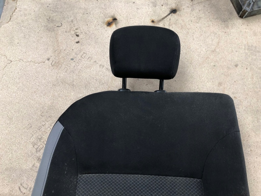 фото №3, Спинка сиденье правый задняя dacia sandero