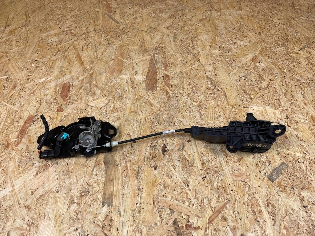 фото №9, Замок крепление засов привод трос капот tesla model y 1500397-00-e 2020-