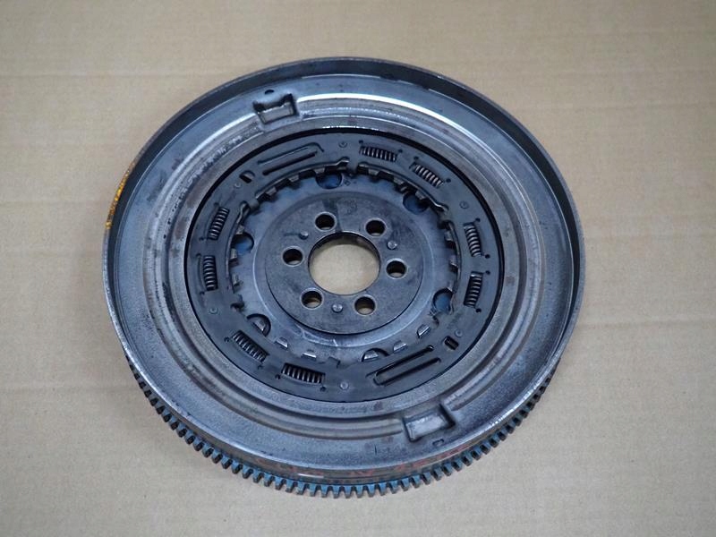 фото №1, Колесо маховик renault clio rs iv 1.6 tce