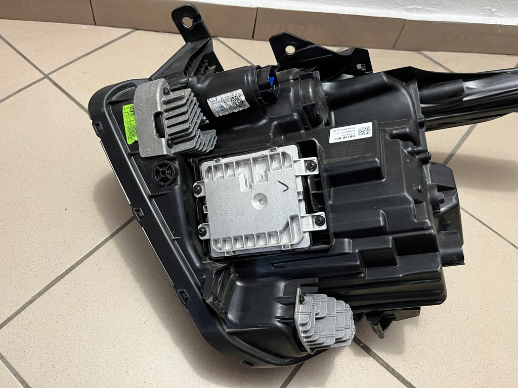 фото №13, Kia sportage v 5 full led 21- лампа передня перед права