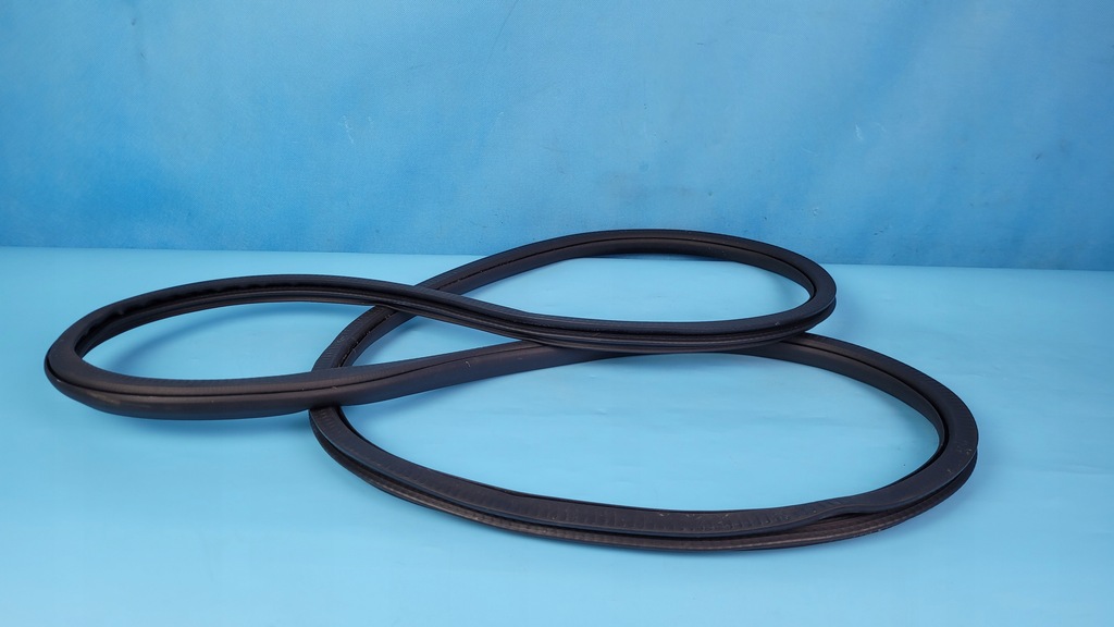 фото №7, Mercedes x247 glb 200 23r прокладка двері правий перед a2476920000