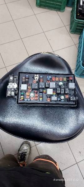 Купить Коробка предохранителей 22953004 opel insignia a