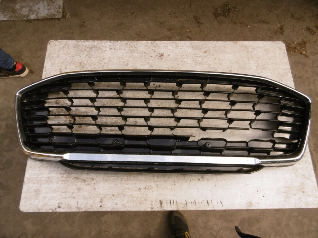 фото №1, Ford puma mk2 решётка радиатора l1tb8b271b оригинальный номер