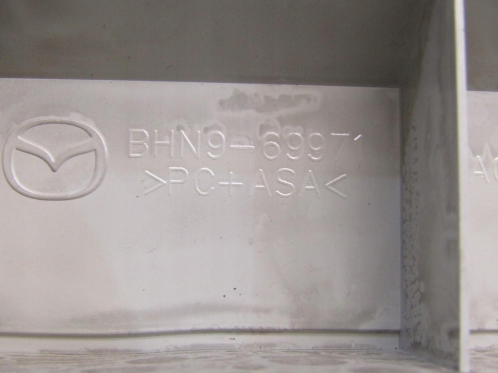 фото №3, Лампа потолочный освещение салона кабины mazda 2 dj