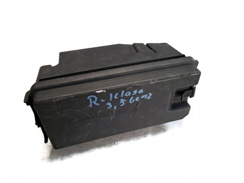 Купить Mercedes r-kl w251 06r коробка предохранителей a1645400072