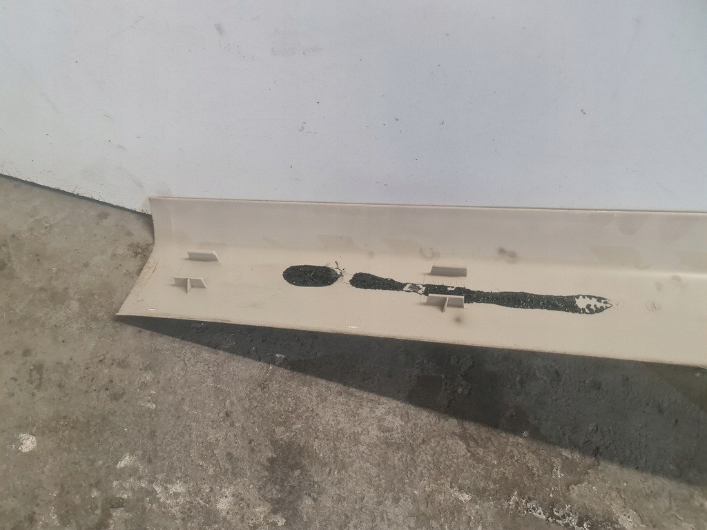 фото №9, Защита порог левая eu audi a8 d2 przed fl krem