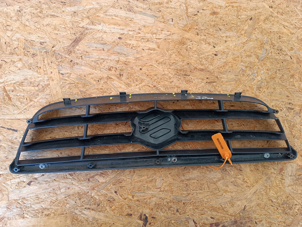 фото №12, Решётка решётка радиатора решётка радиатора бампера перед suzuki alto v 5 2002