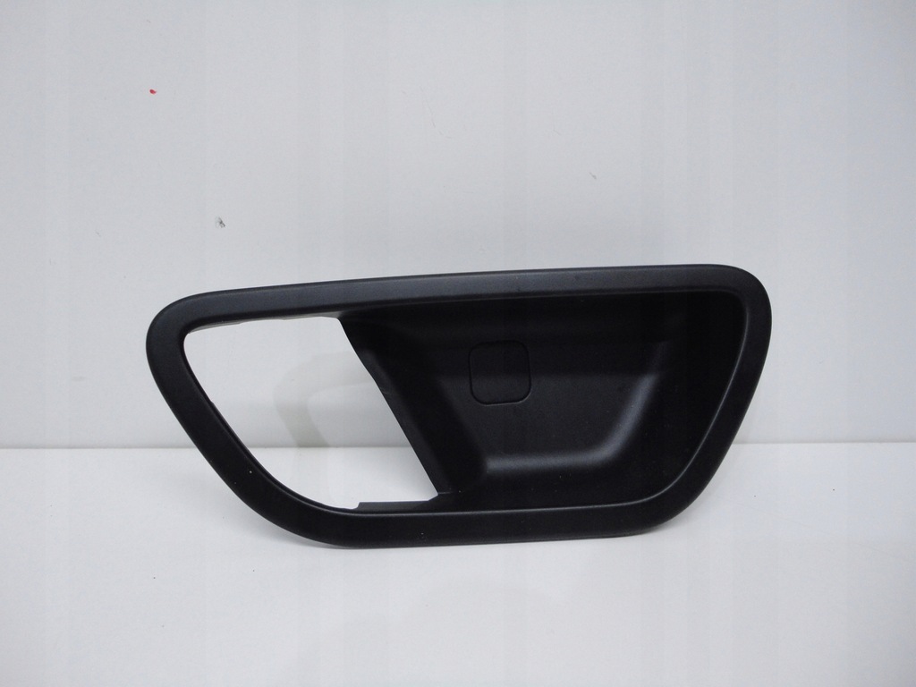 фото №1, Kia rio v рамка ручка внутренней перед задняя 2017-