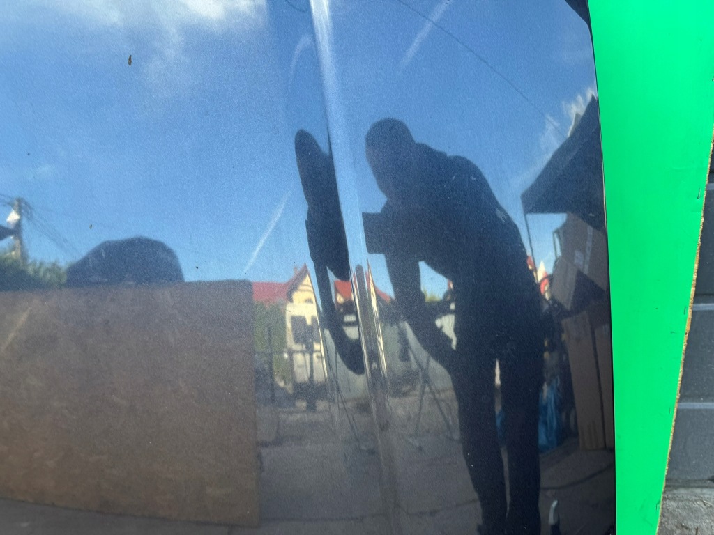 Капот передняя крышка двигателя audi a8 d3 02-05 лак: lz7q Цена