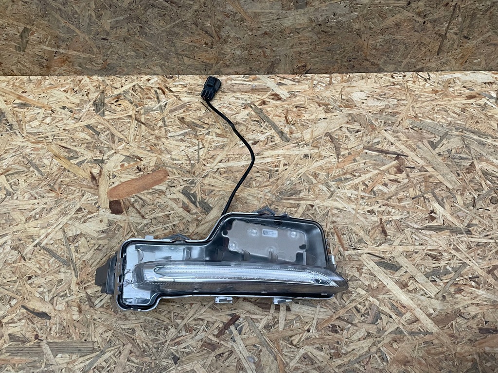 фото №1, Volvo s60 v60 протитуманна фара led drl правий гарний 31420239