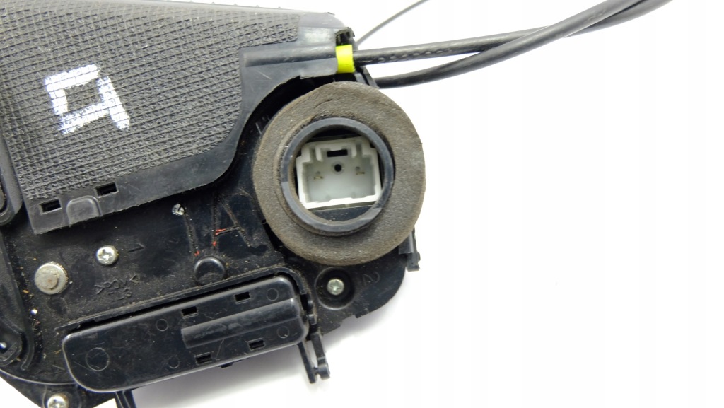 фото №3, Toyota prius замок дверь левый задняя 2pin