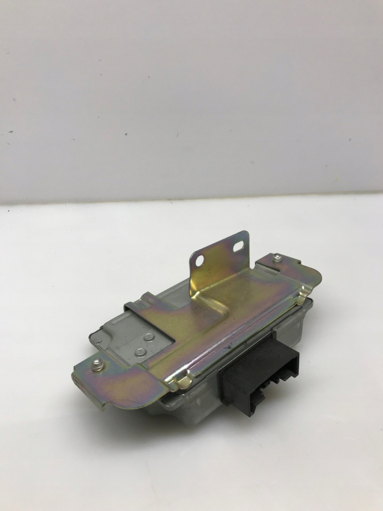 Jeep модуль регулировки напряжения 56029583ab Цена