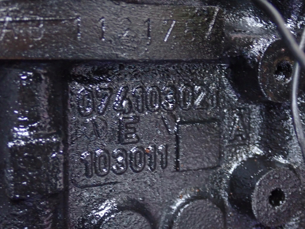 фото №6, Vw transporter t4 2,4d 2,4 d aab 57kw 77km двигатель test сжатие + насос