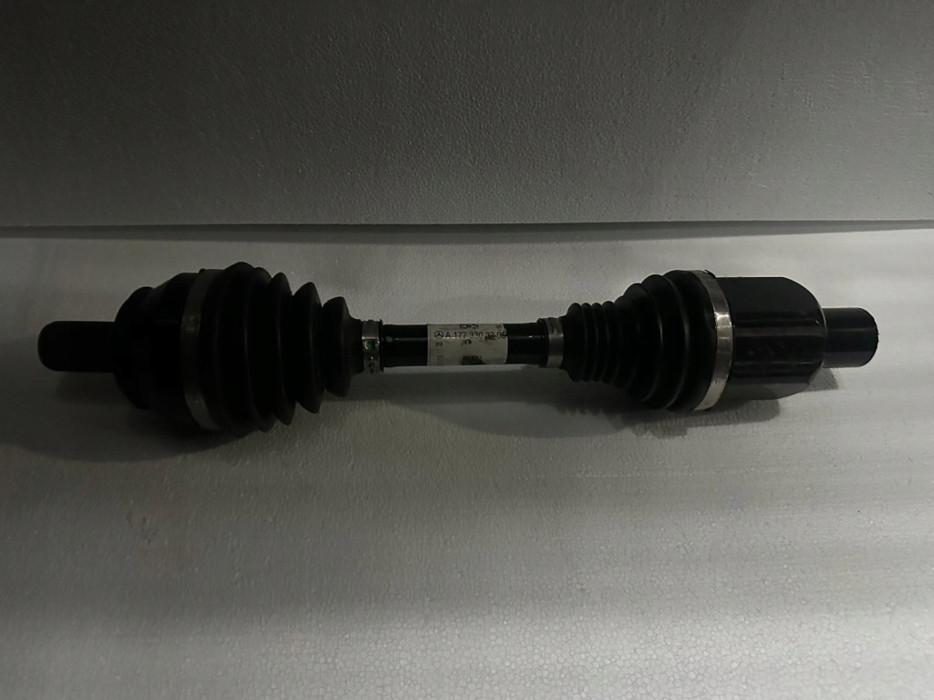 Купить Mercedes w 118 cla приводной вал левая a1773303203