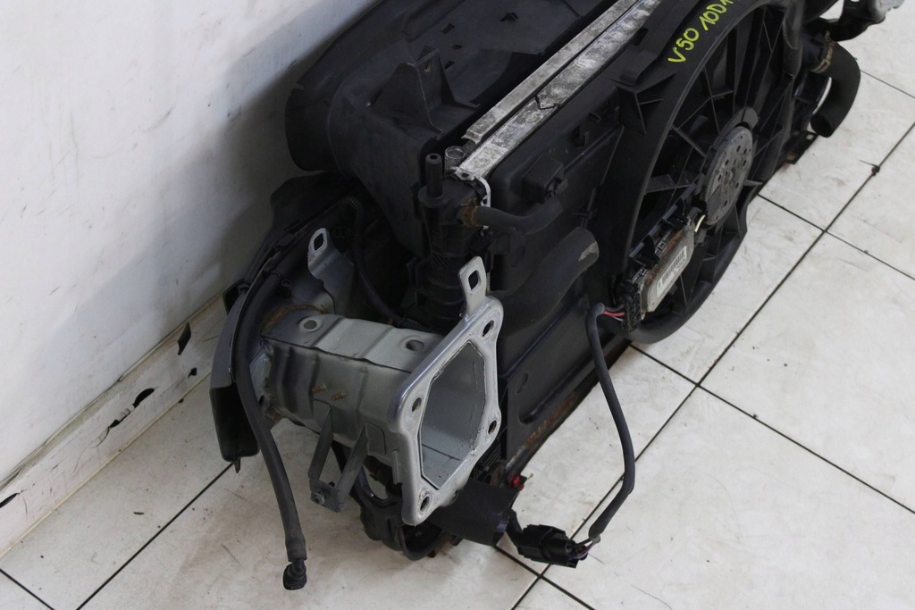 фото №10, Pas передній радіатор балка volvo s40 ii v50 lift 2.0 d