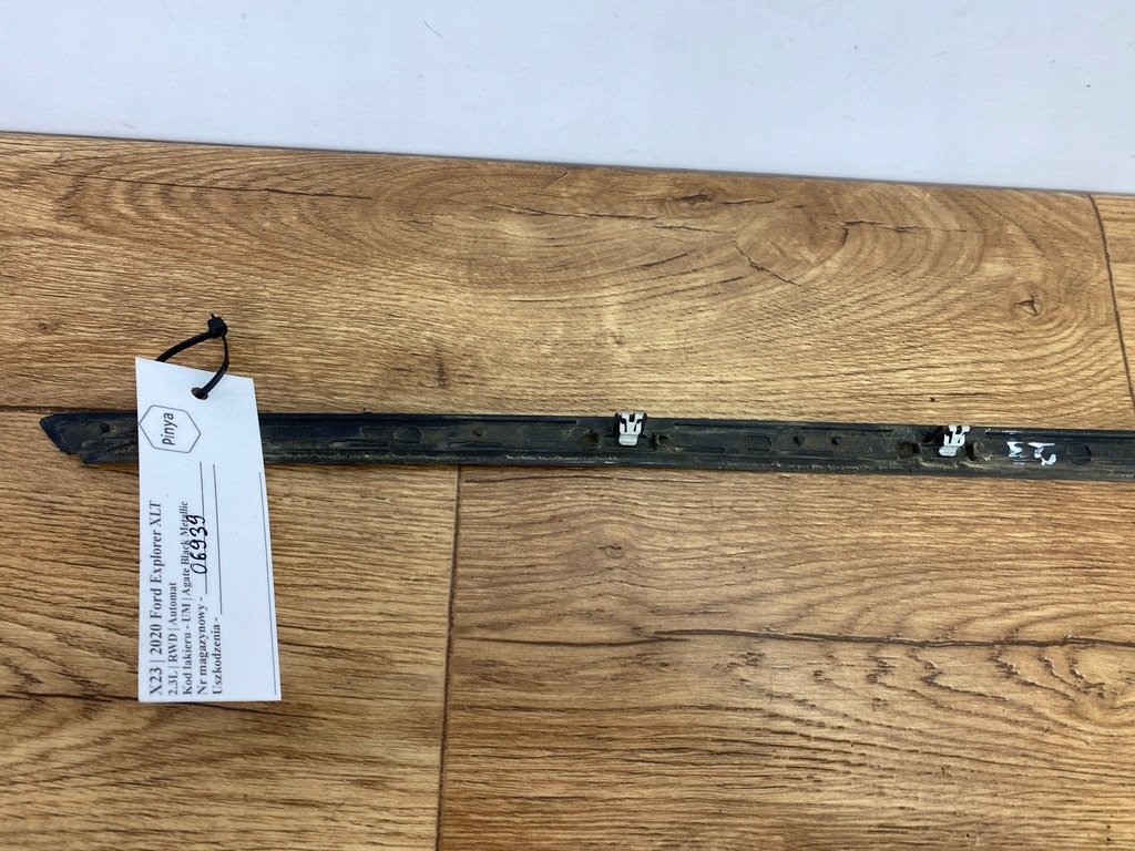 фото №6, Прокладка молдинг стекло лобовое ford explorer 2020+ usa